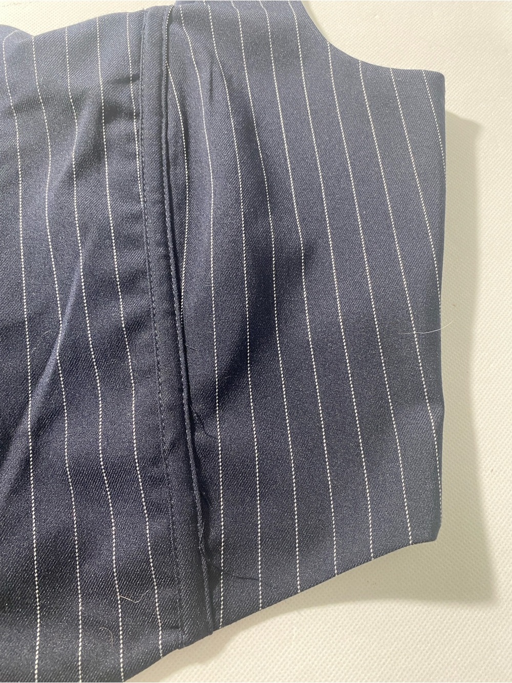 NEW Women's Size L Gianni Bini Lined Fit Navy Striped Zip Back Tank Crop Top $44 - Picture 2 of 8